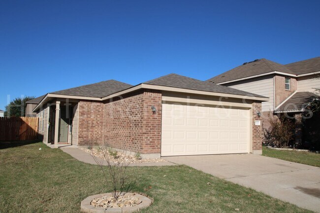 Modern Comfort in Meadows of Trimmier - Modern Comfort in Meadows of Trimmier