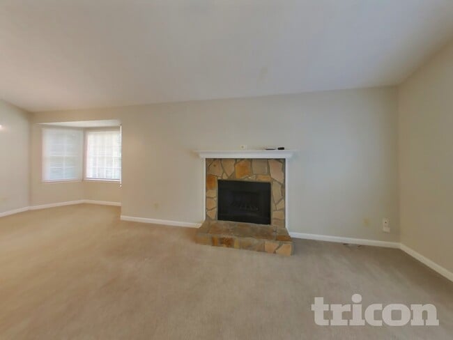 Photo - 188 Whitney Ln