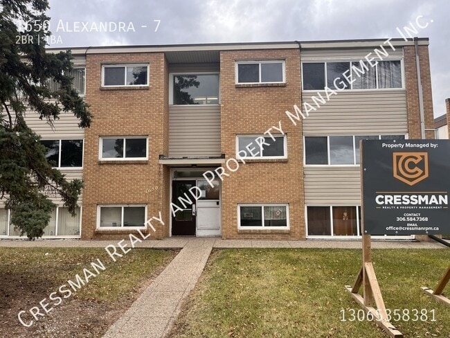 Building Photo - 2 Bed 1 bath APARTMENT located in Regina, SK - Rosemont area Unit 7