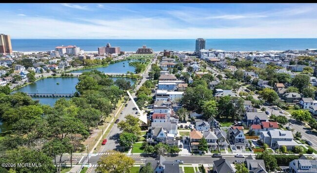 Photo - 700 Fifth Ave