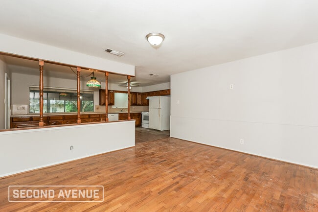 Photo - 533 Lee St