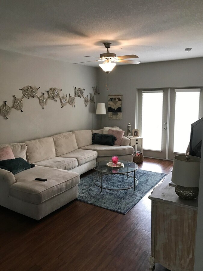 Photo - 2616 W Horatio St Unit 201