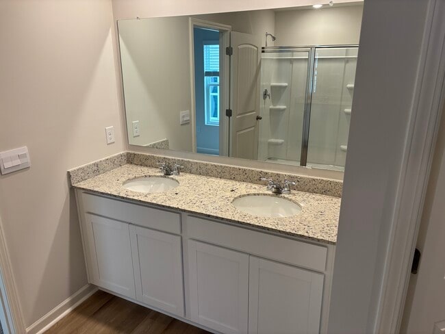 Photo - 71 Deerberry Dr