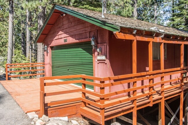 Building Photo - Lovely, quiet neighborhood off North Upper Truckee in S. Lake Tahoe