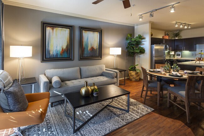 Building Photo - 8877 Lakes at 610 Dr Unit 229 Rental