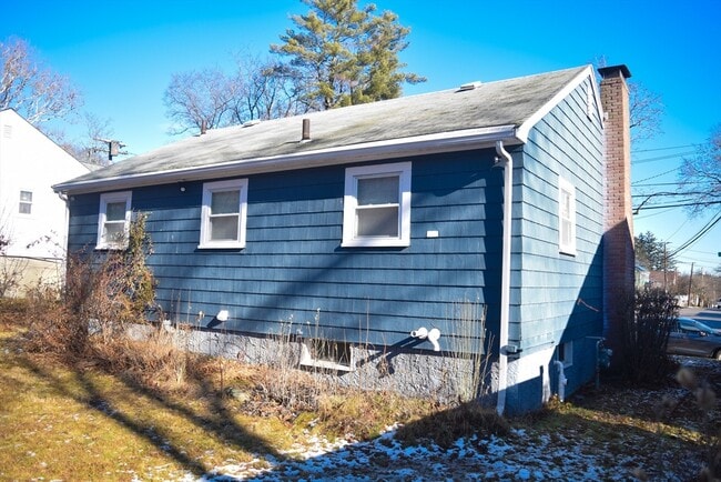 Photo - 77 Maryknoll St