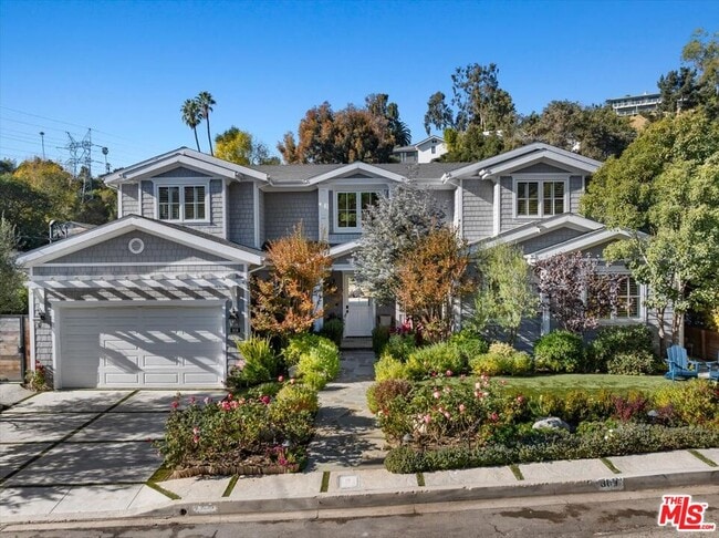 809 Leonard Rd