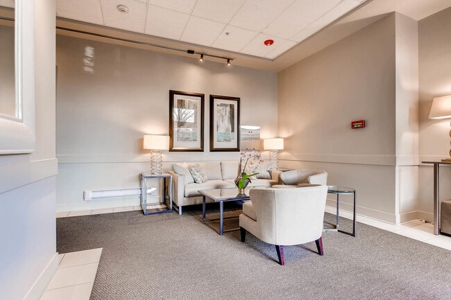 Photo - 7800 Plaza Condominiums ~ Mercer Island Unit 305