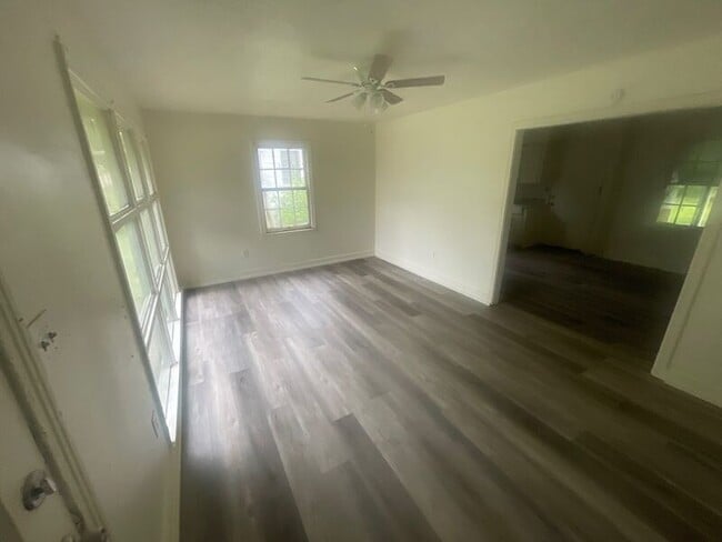 Photo - 3702 Newman Ave
