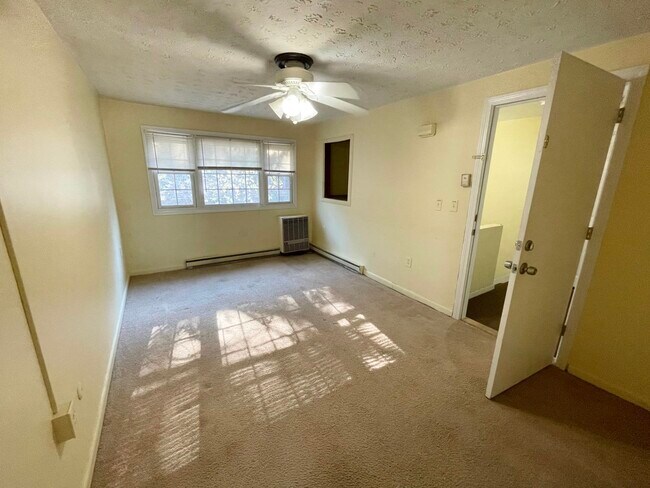 22 Mitchell St