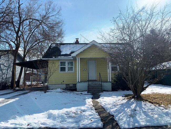 Building Photo - Don't Miss This Northwest Area 2 Bedroom 1... Rental
