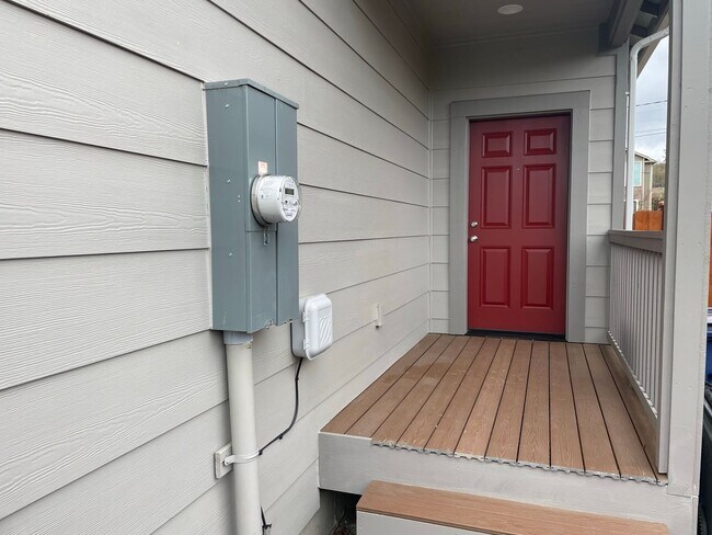 Photo - 33rd Street, 804-806 Unidad 33rd Street, 806