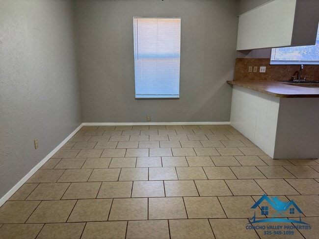 Photo - 1932 Glenwood Dr