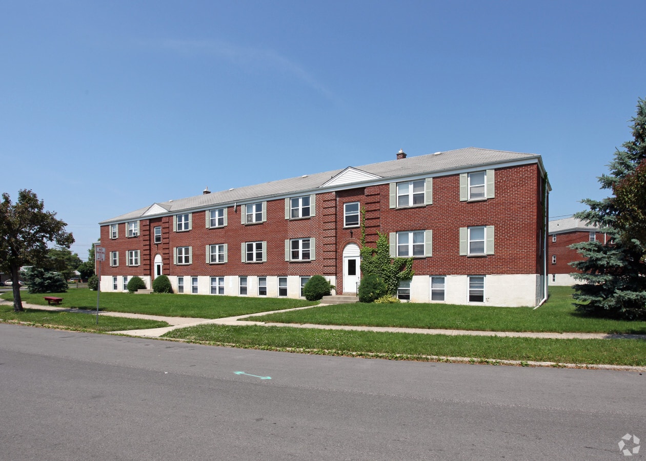 Linda Lane Apartments - Linda Lane Apartments