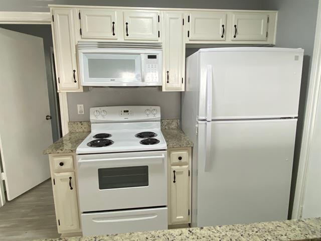 Photo - 226 Samuel Blvd Unit F9