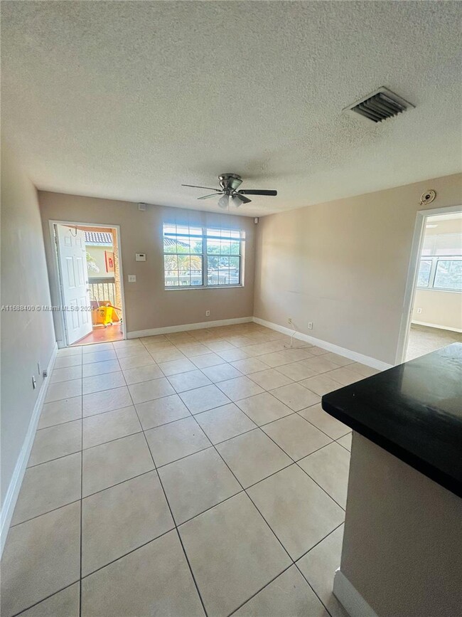 Photo - 783 NW 104th Ave Condominio Unidad 201