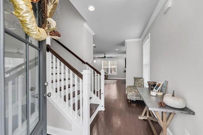 Photo - Beautiful 4BR/2.5BA Home in Highly Desirable Park West