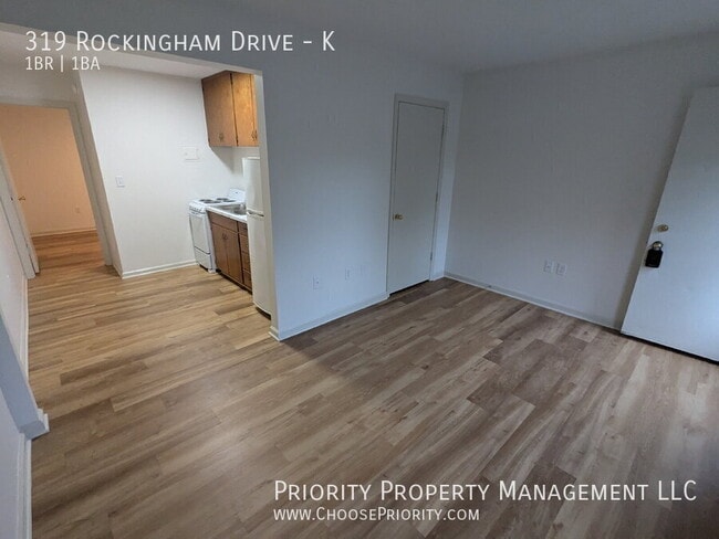 Photo - 319 Rockingham Dr Unidad K
