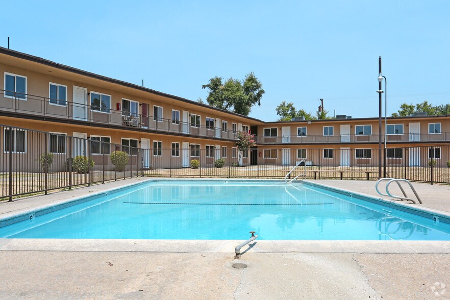 Villas at Millbrook Apartments For Rent in Fresno, CA