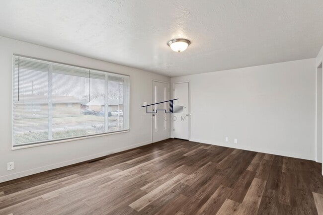 Photo - Updated Clearfield 4 Bedroom, 2 Bathroom Home!