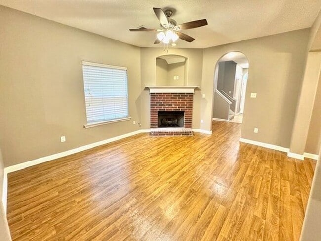 Photo - Now Leasing a 4-bedroom 2.5 bath home in Cordova off of Macon and Houston Levee