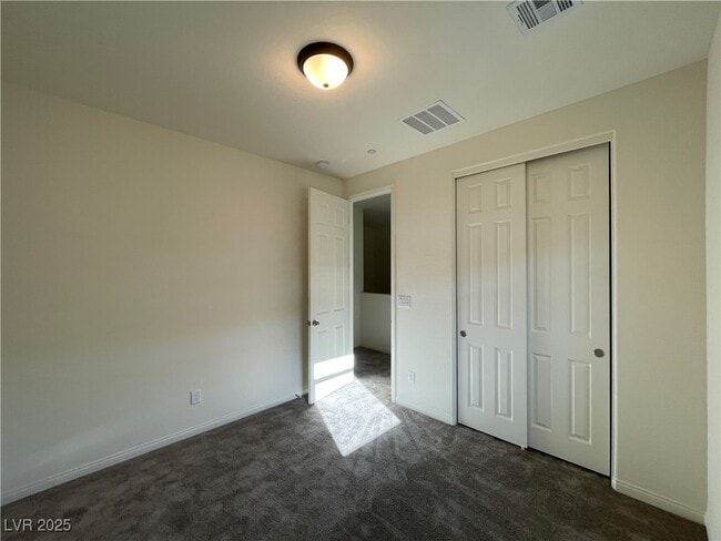 Building Photo - 11747 Emerald Lk Ave