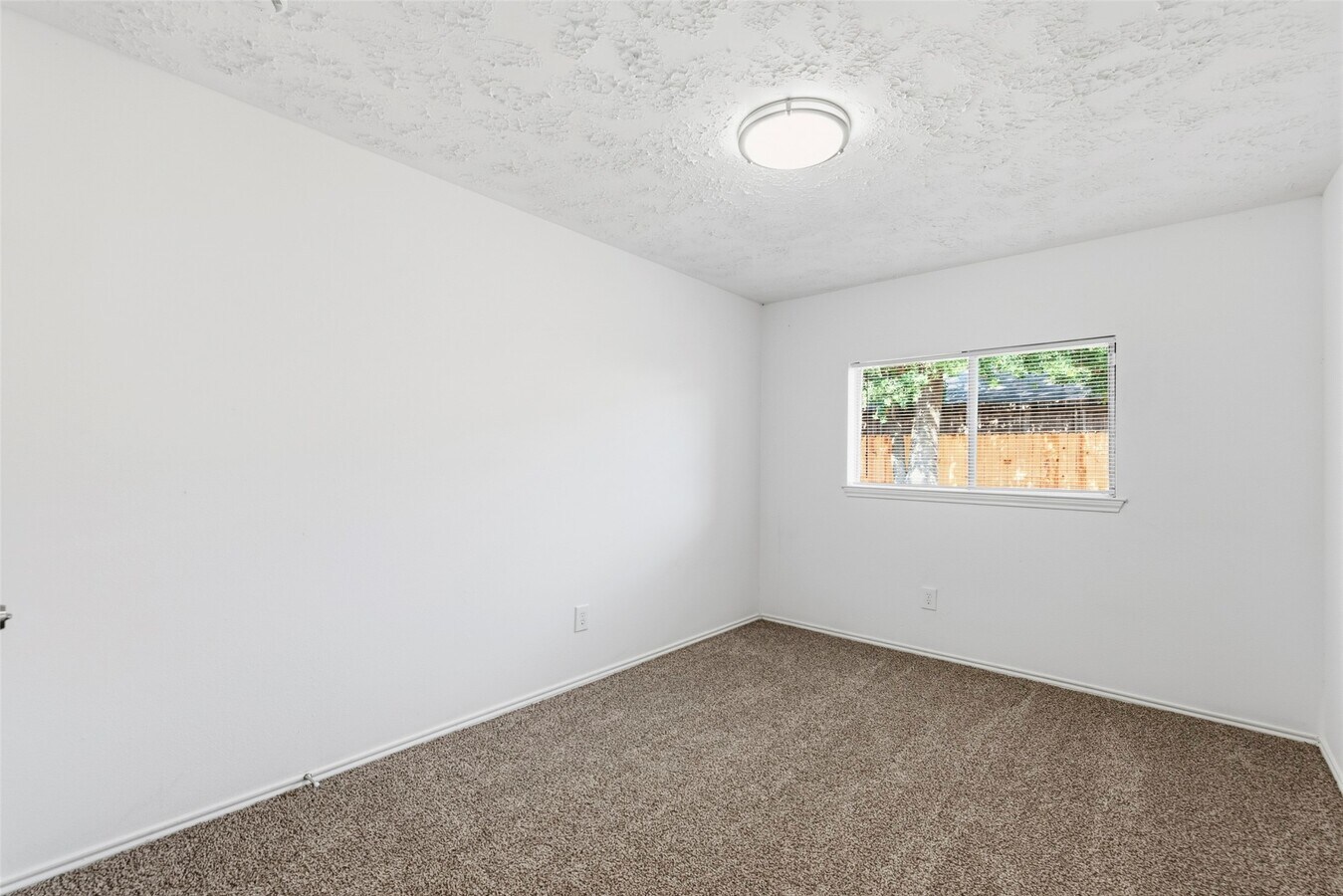 Photo - 16826 Carbridge Dr