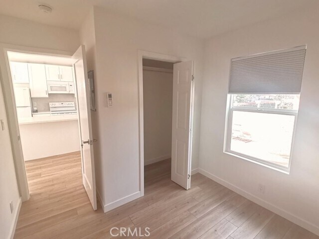 Photo - 200 W Ellis Ave