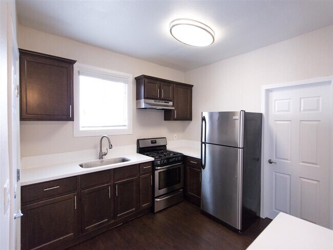 Photo - 4348 Lockwood