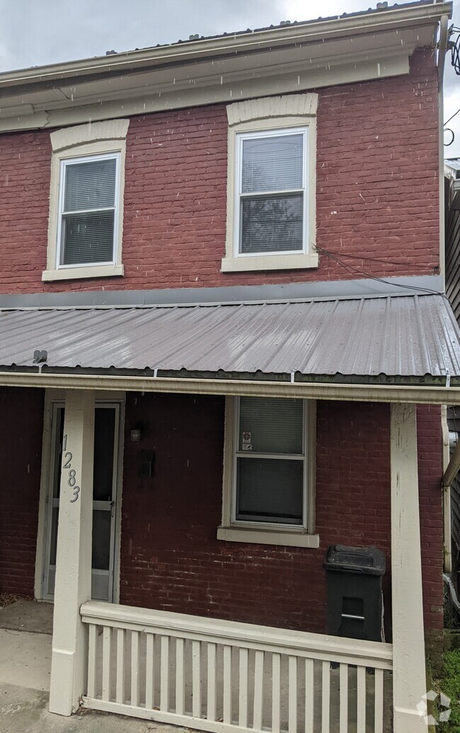 Building Photo - 1283 Upper Mulberry St Rental