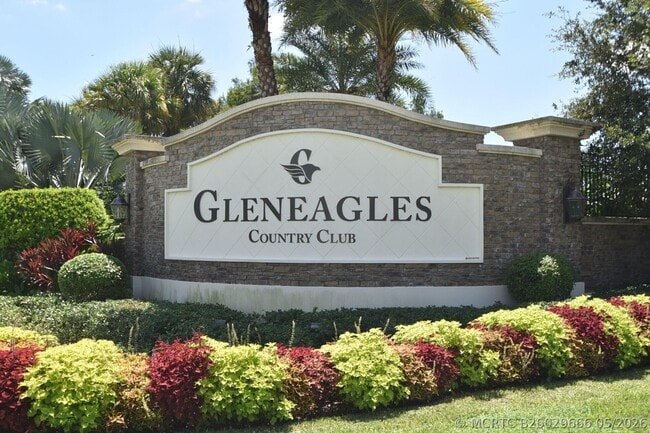 Photo - 7563 Glendevon Ln Unit 1306