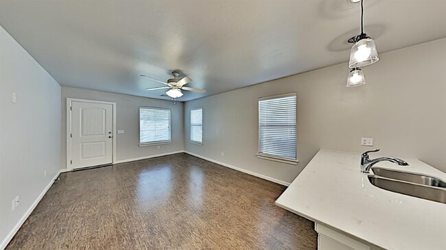 Photo - 11502 N Lincoln Blvd