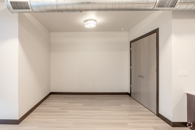 Efficiency - 582SF - Bedroom