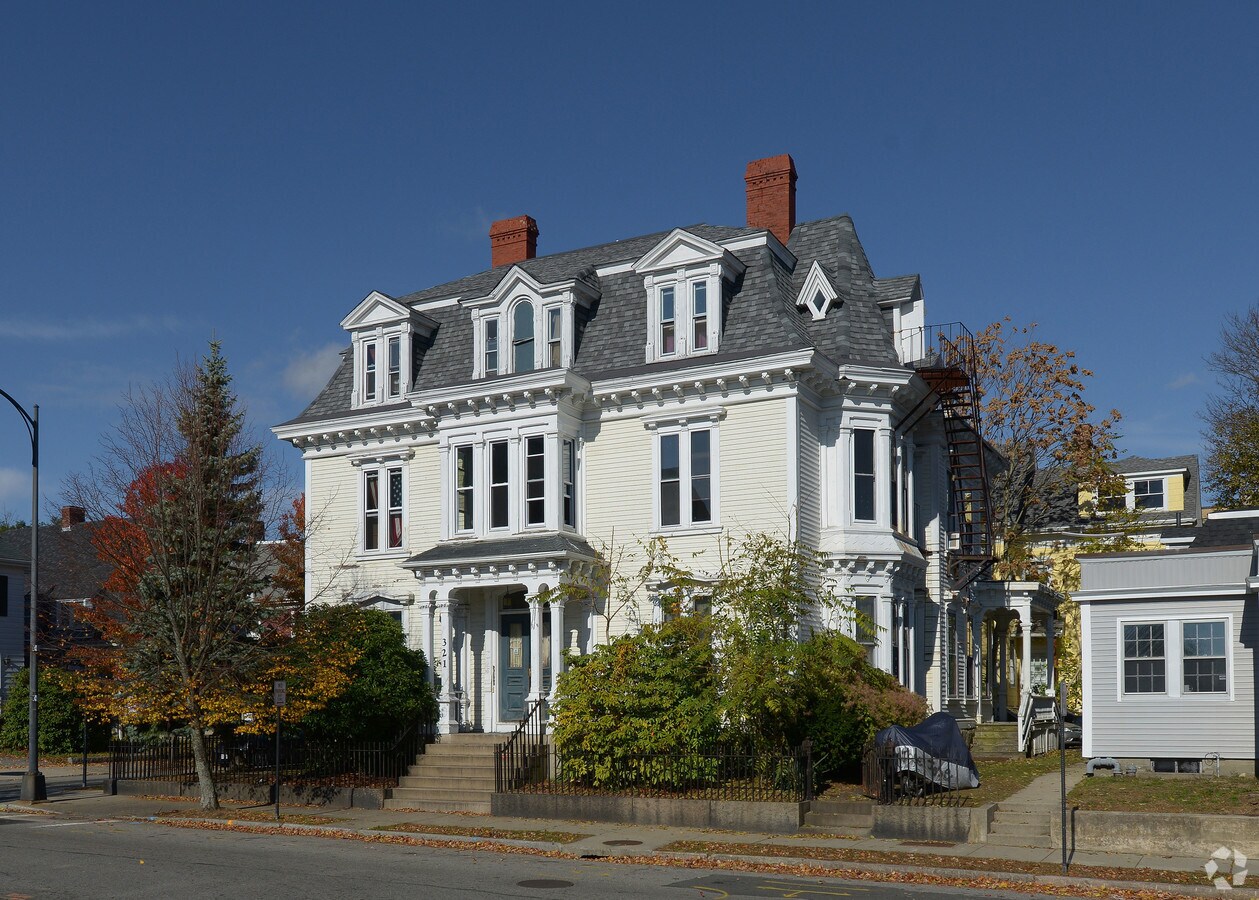 Photo - 321 Union St