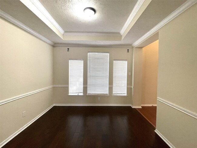 Photo - 1723 Rustic Oak Ln