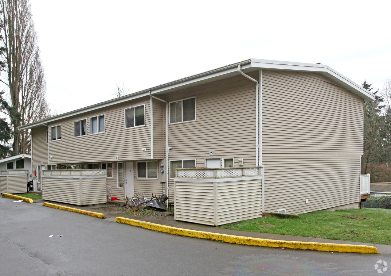 Photo - Avondale Manor Apartments