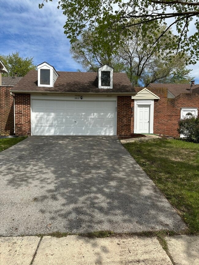 Photo - 1002 Pheasant Run Ln Townhome