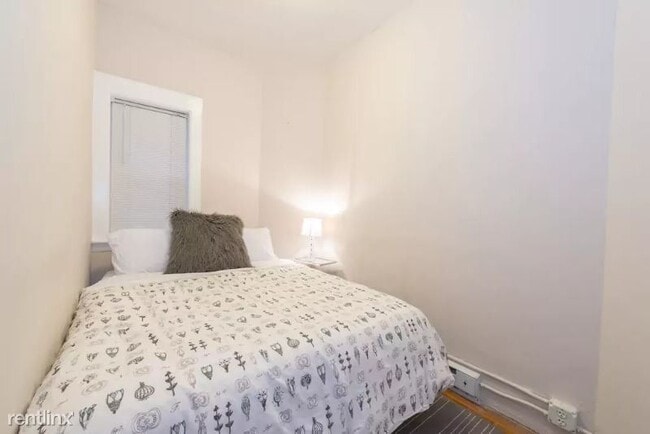 Photo - 160 Endicott St