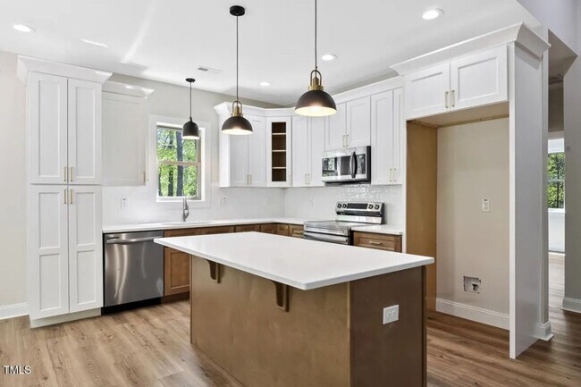 Photo - 149 Amber Rd