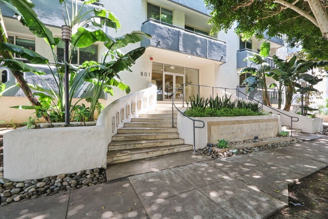 801 2nd Street