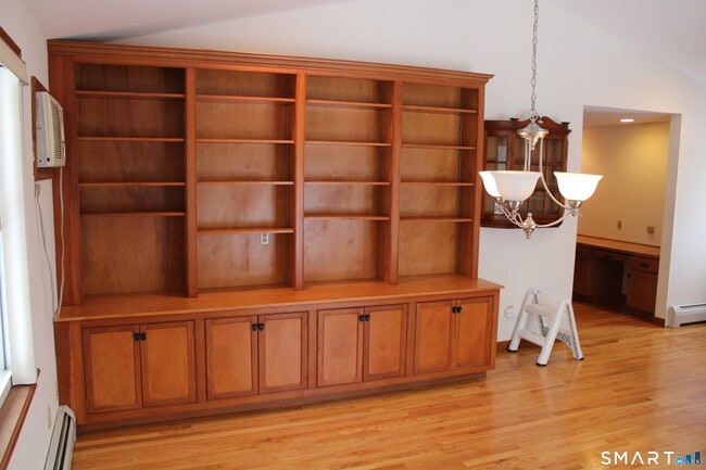 Photo - 14 Knollwood Dr