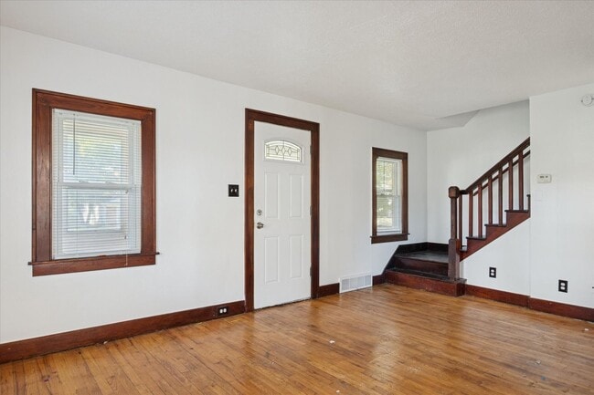 Photo - Redford - 3 Bedroom - $1,400/month