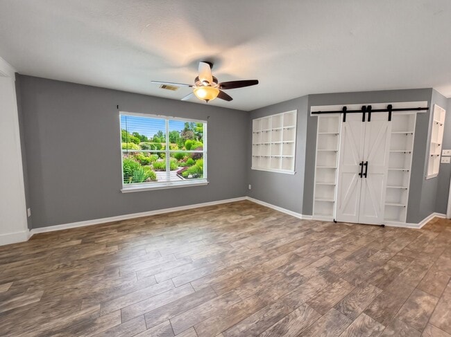 Photo - 8102 Sanders Glen Ln