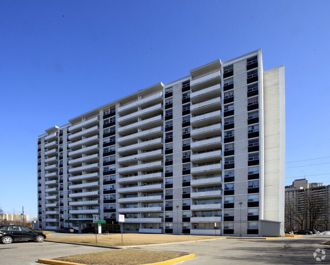 Building Photo - 25 Stong Court