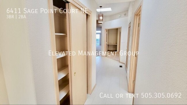 Photo - 6411 Sage Point Ct NE