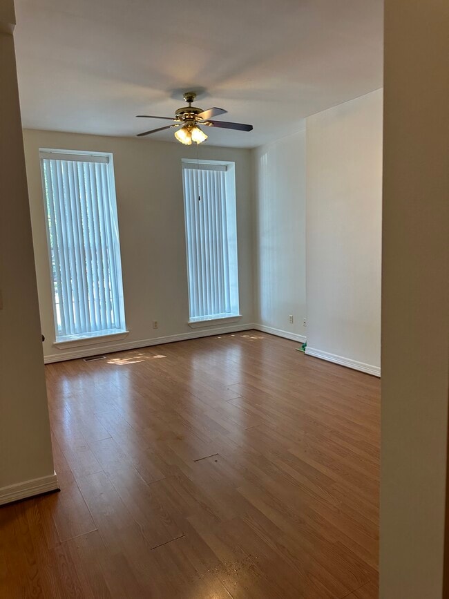 Photo - 19 Broadway S Unit 1