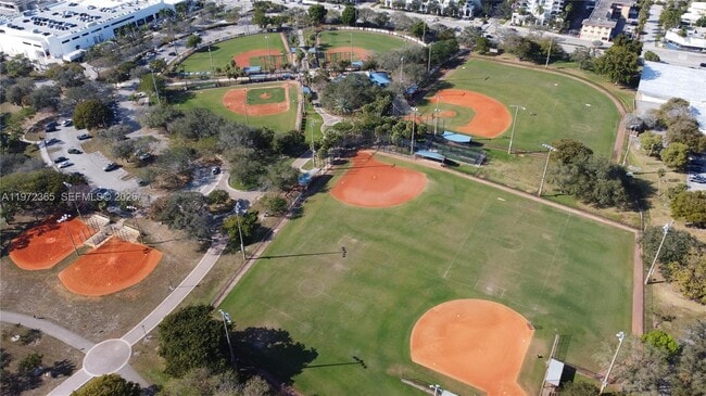 Photo - 744 NE 14th Ave Unidad 1