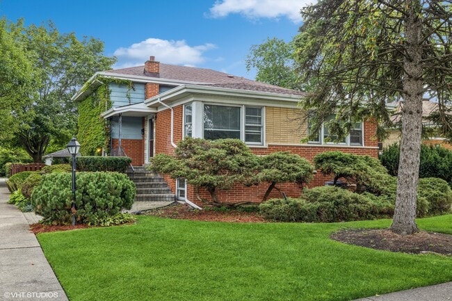 541 Barnsdale Rd 2  