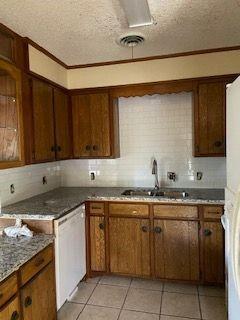 Photo - 4810 Robertson Dr