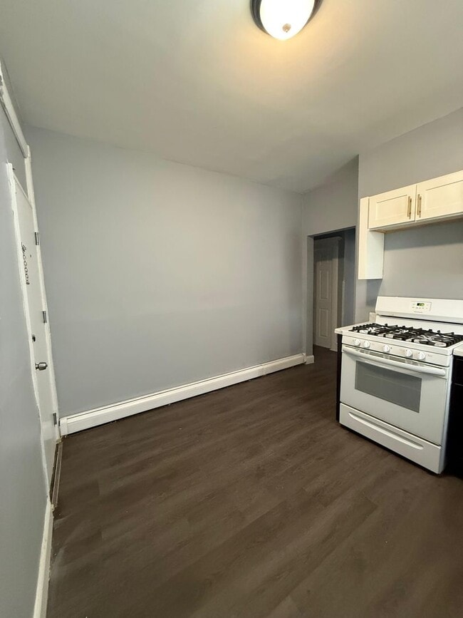 Photo - 101-103 South 7th LLC Unit 1